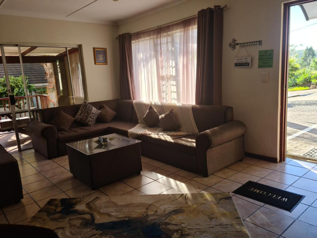 איסט לונדון Mackenzies Accommodation מראה חיצוני תמונה